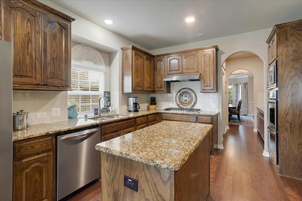 319 Westphalian Drive Celina, TX 75009