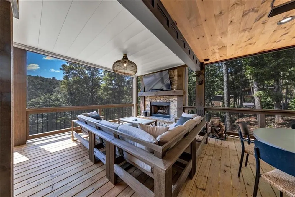 161 River Rock Lane Blue Ridge, GA 30513