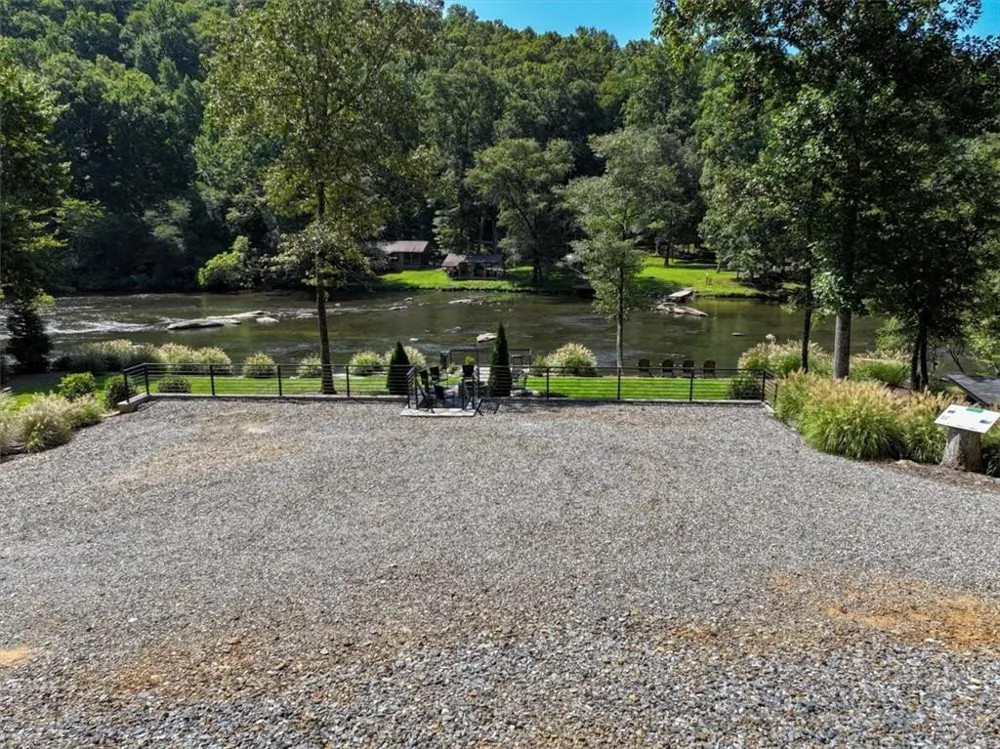 161 River Rock Lane Blue Ridge, GA 30513