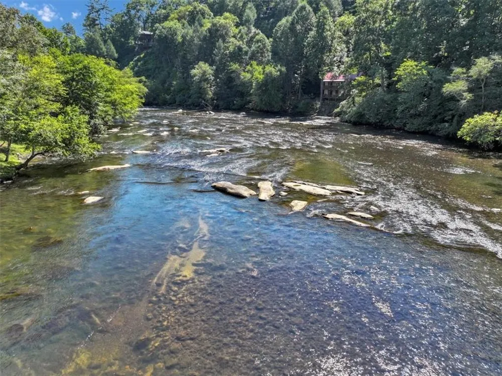 161 River Rock Lane Blue Ridge, GA 30513