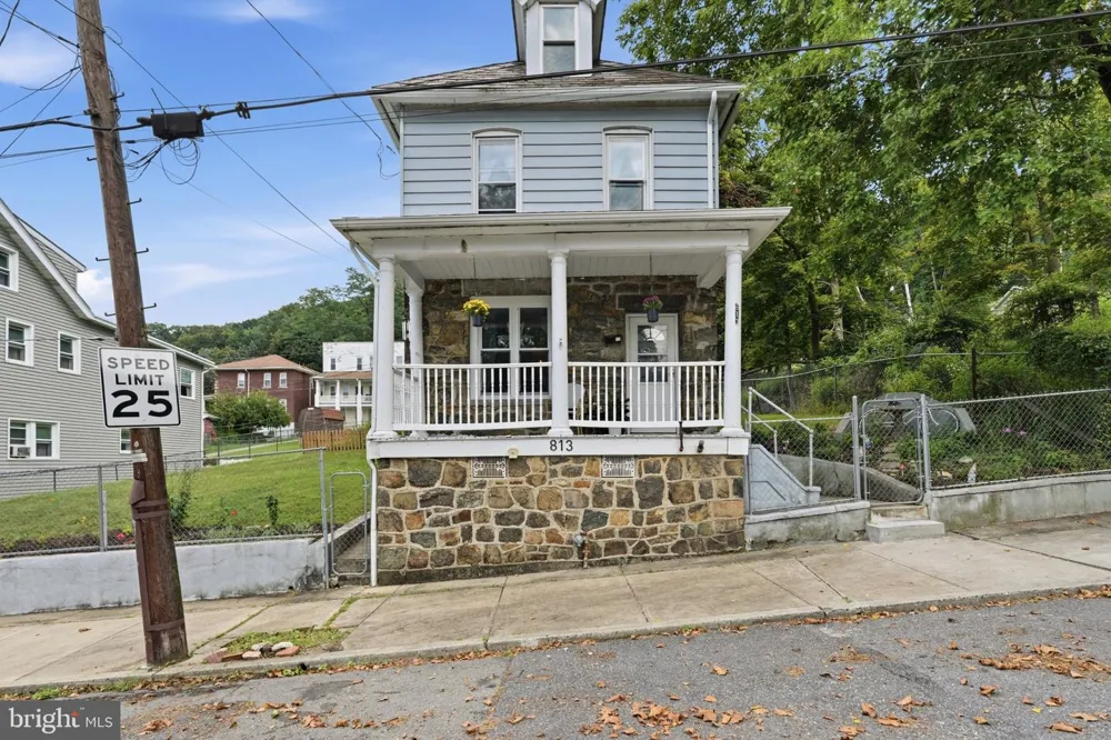 809 HAYES STREET Bethlehem, PA 18015