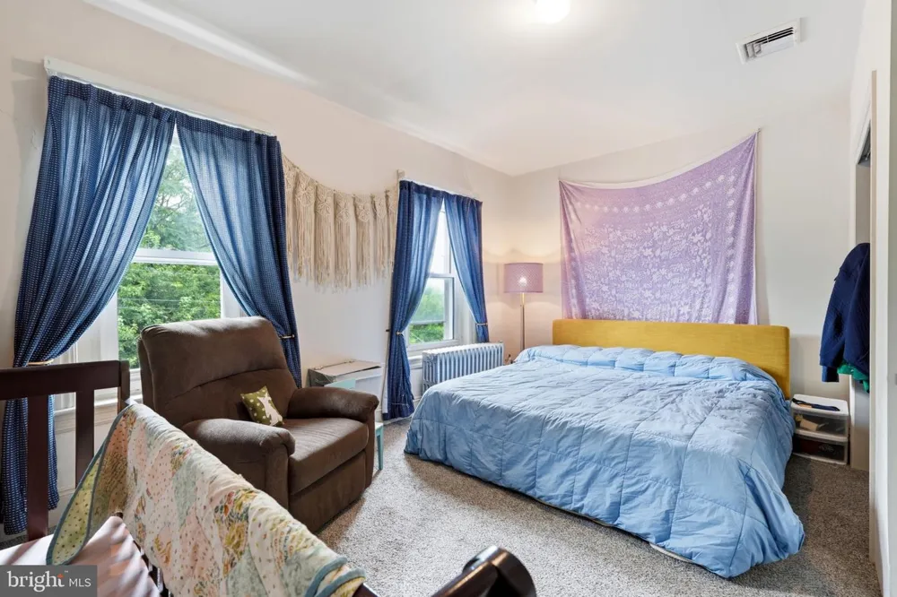 809 HAYES STREET Bethlehem, PA 18015