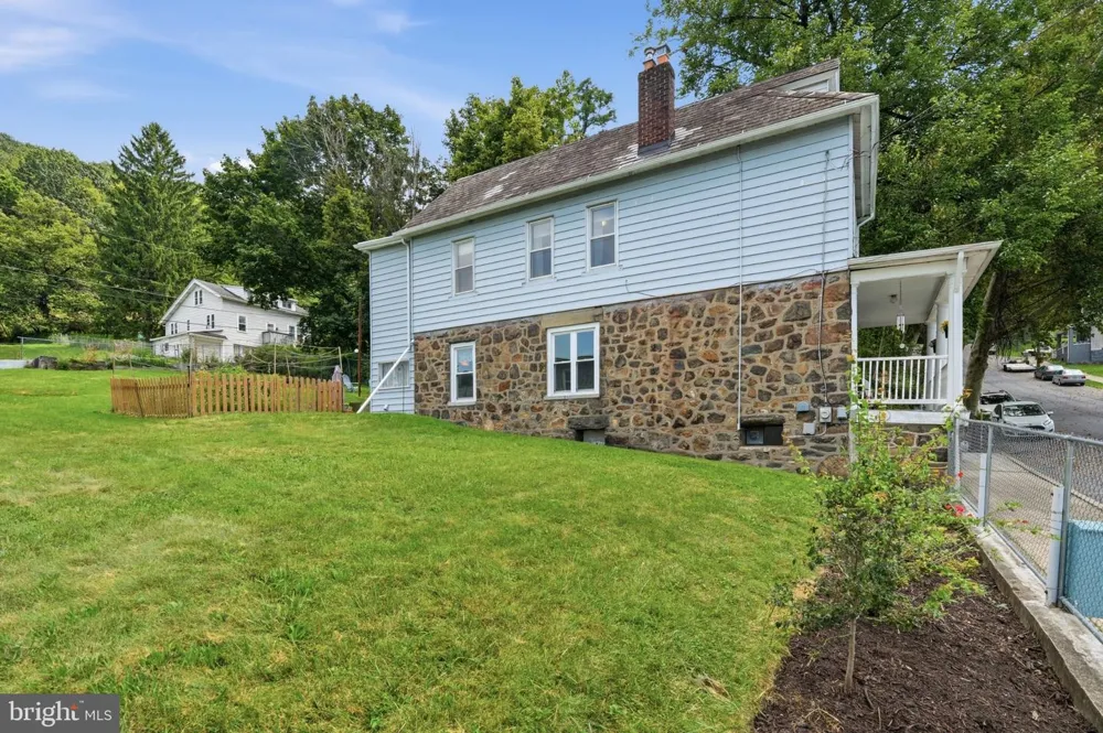809 HAYES STREET Bethlehem, PA 18015