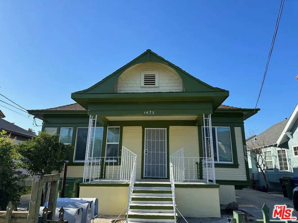 1475 W 28th Street Los Angeles, CA 90007