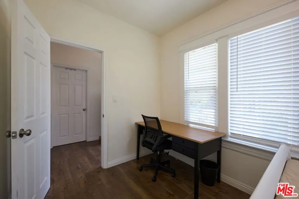 1475 W 28th Street Los Angeles, CA 90007