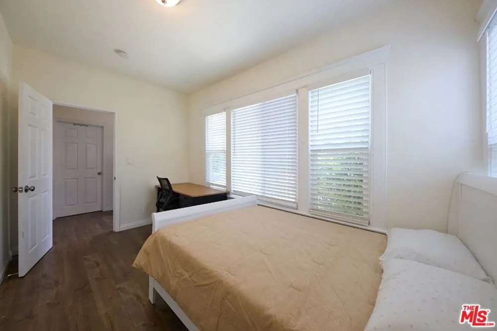 1475 W 28th Street Los Angeles, CA 90007