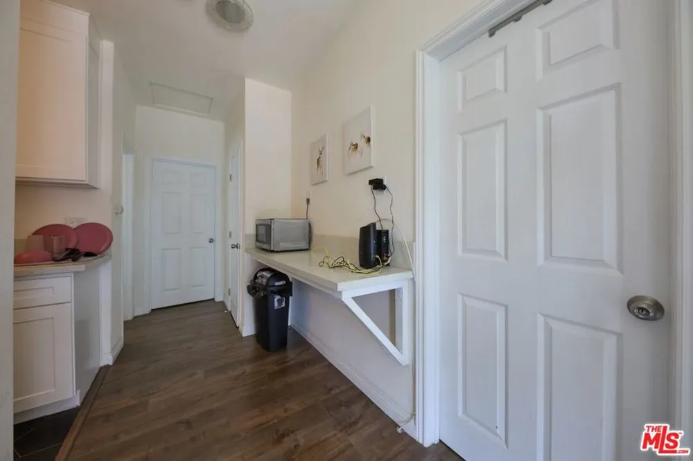 1475 W 28th Street Los Angeles, CA 90007