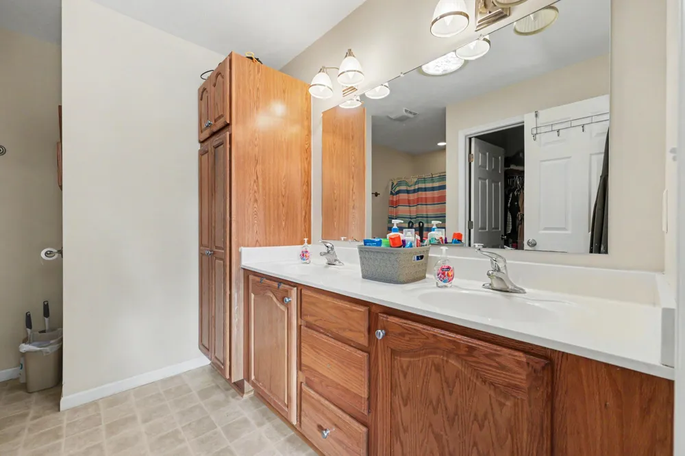 338 Maple Street Newaygo, MI 49337