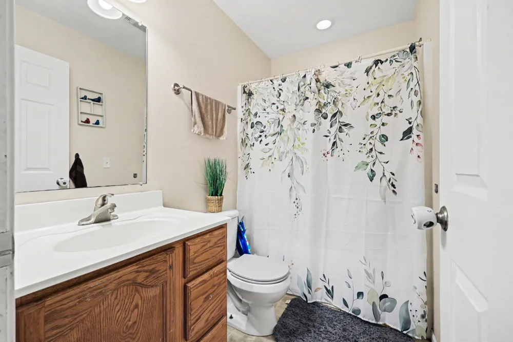 338 Maple Street Newaygo, MI 49337