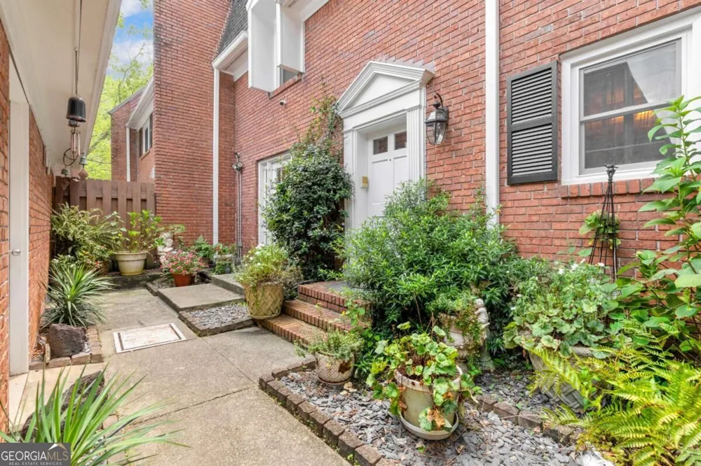 1417 Ashford PL NE Brookhaven, GA 30319