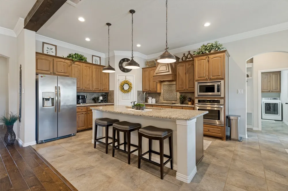 110 High Ridge Court Decatur, TX 76234