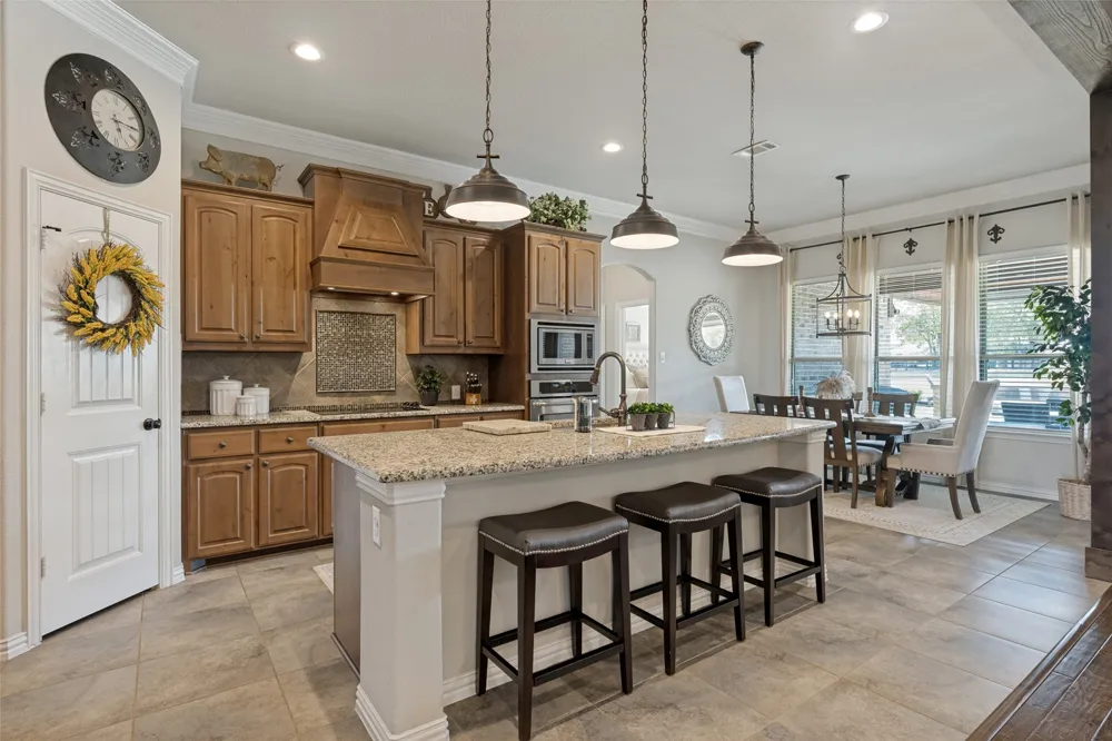 110 High Ridge Court Decatur, TX 76234