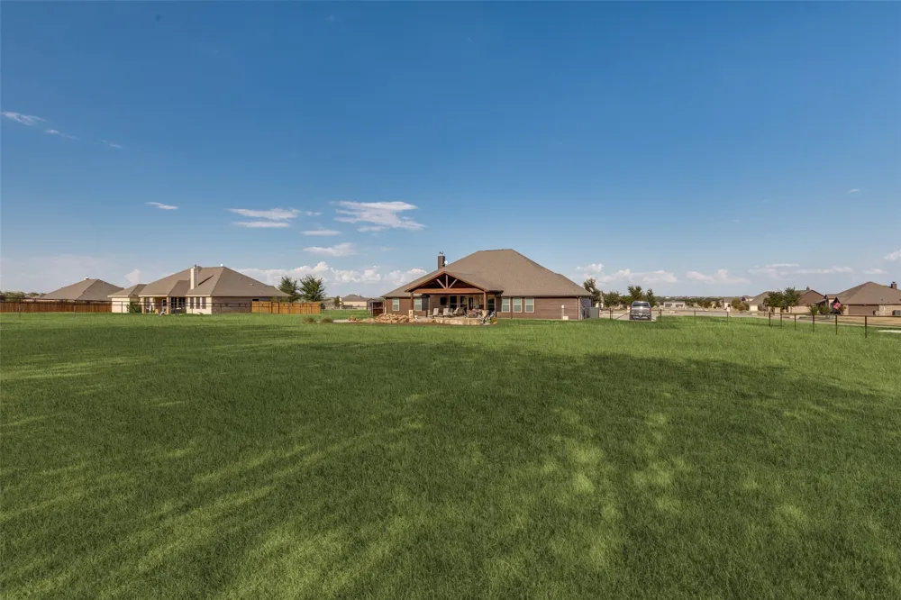 110 High Ridge Court Decatur, TX 76234