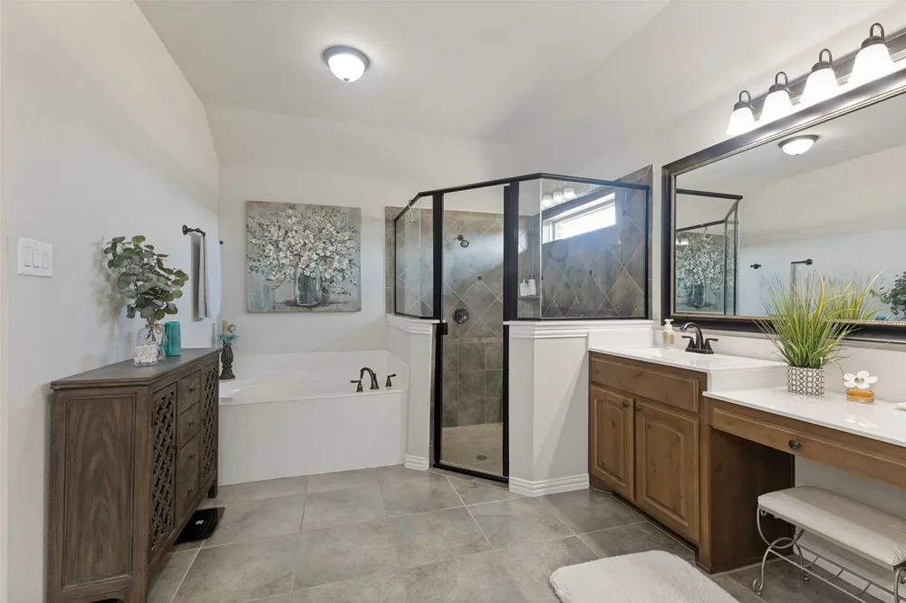 110 High Ridge Court Decatur, TX 76234