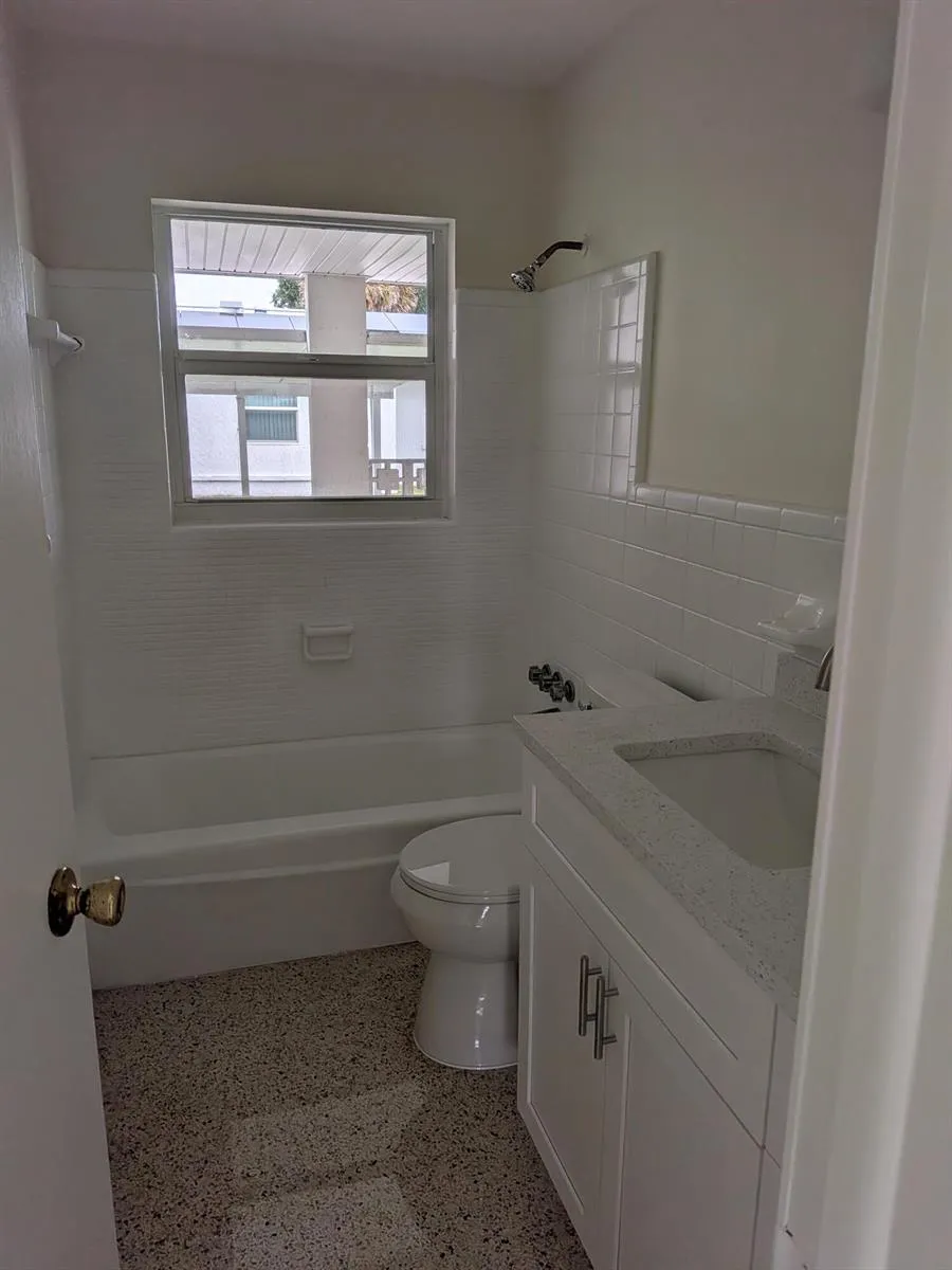 1855 78TH COURT Vero Beach, FL 32966
