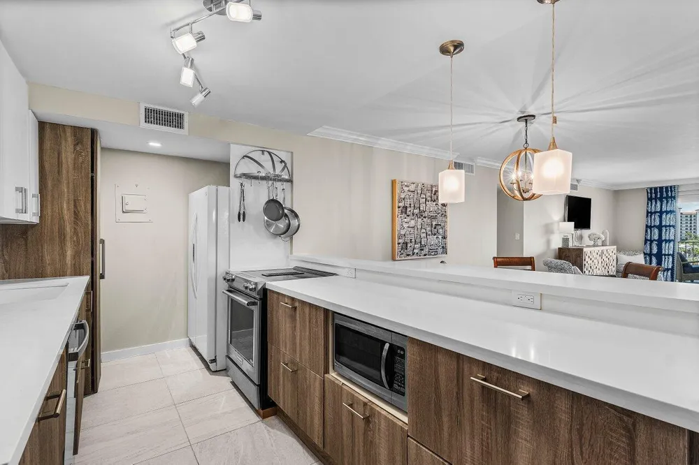 1208 Marine Way #506 North Palm Beach, FL 33408