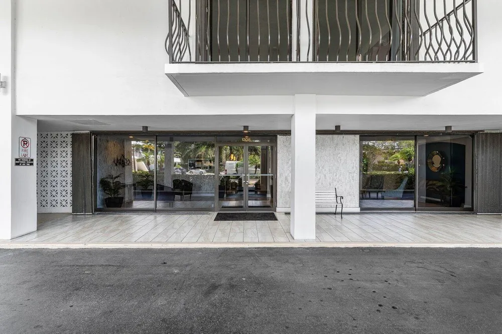 1208 Marine Way #506 North Palm Beach, FL 33408