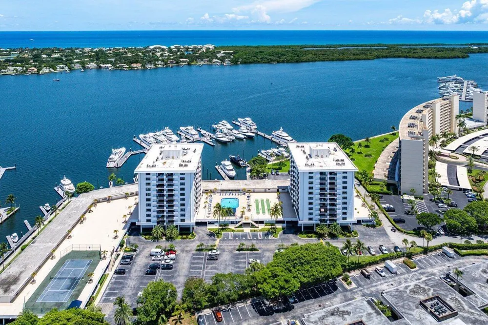 1208 Marine Way #506 North Palm Beach, FL 33408