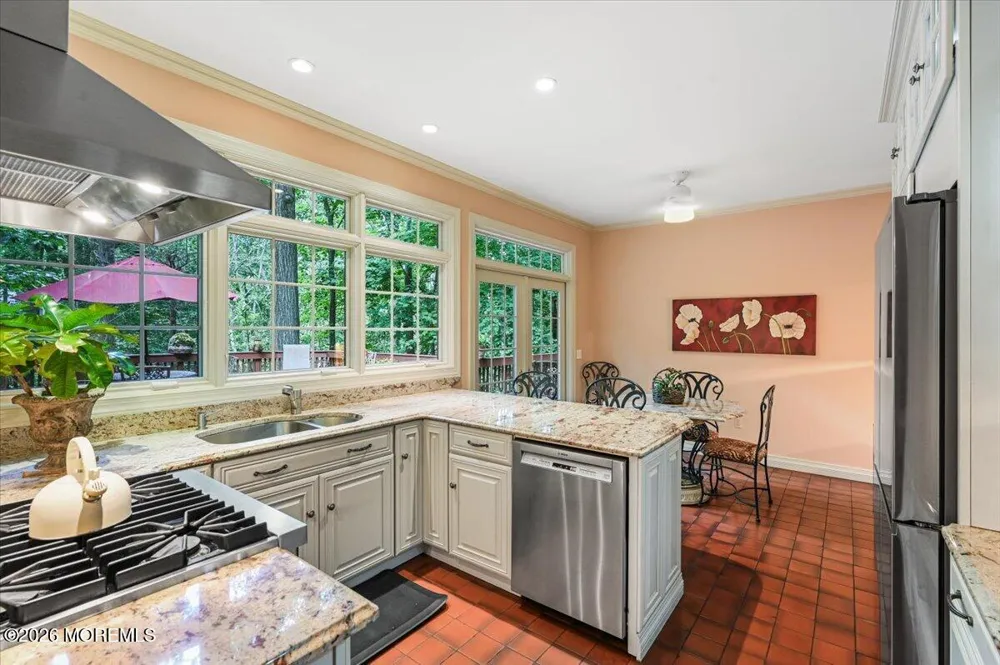 155 Borden Road Middletown, NJ 07748