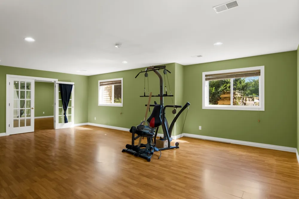 859 Shamrock Lane East Bay Township, MI 49696