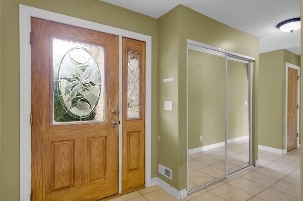 859 Shamrock Lane East Bay Township, MI 49696