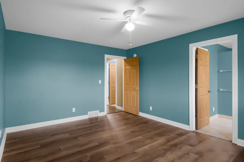 859 Shamrock Lane East Bay Township, MI 49696