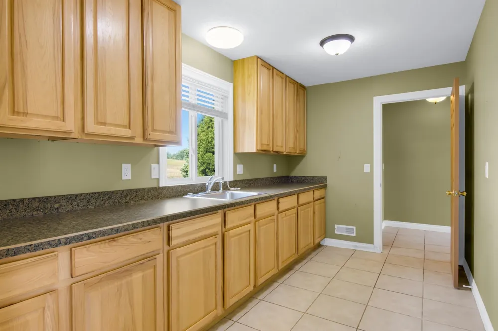 859 Shamrock Lane East Bay Township, MI 49696