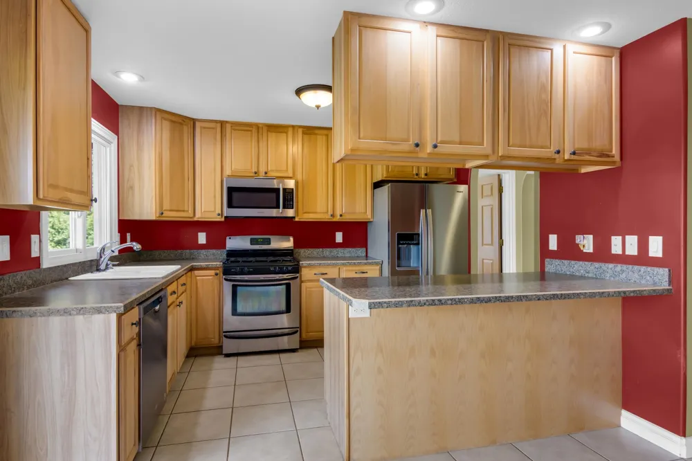 859 Shamrock Lane East Bay Township, MI 49696