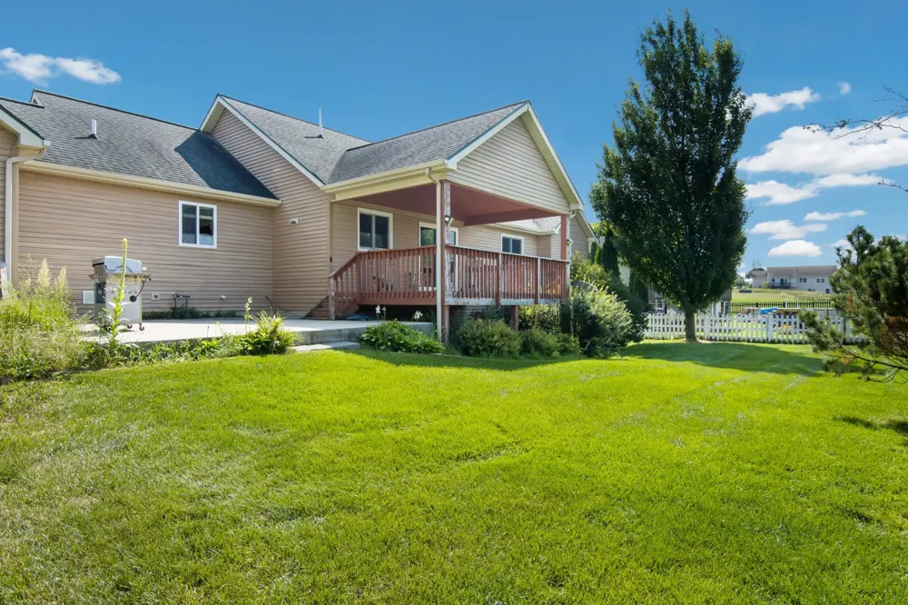 859 Shamrock Lane East Bay Township, MI 49696