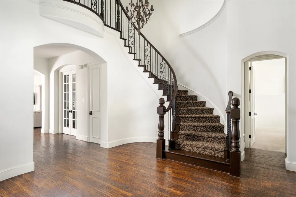 2312 Maidens Castle Drive Lewisville, TX 75056