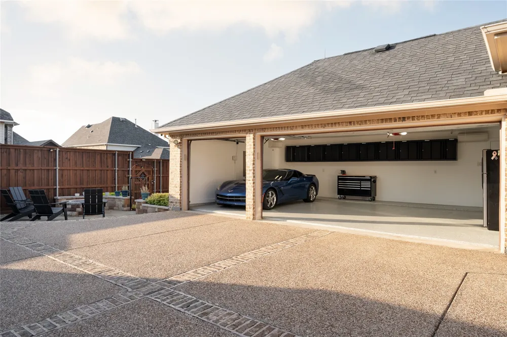 2312 Maidens Castle Drive Lewisville, TX 75056