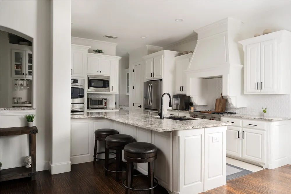 2312 Maidens Castle Drive Lewisville, TX 75056
