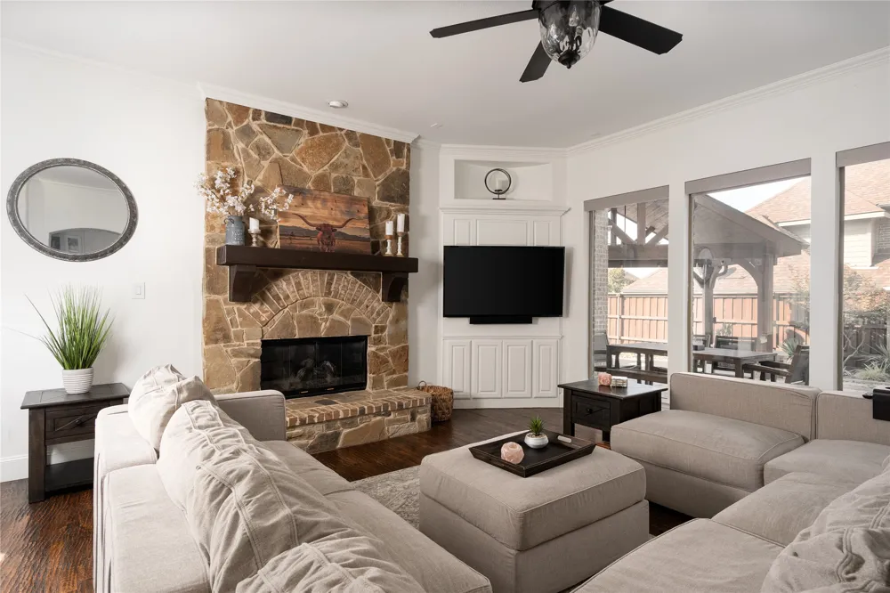 2312 Maidens Castle Drive Lewisville, TX 75056