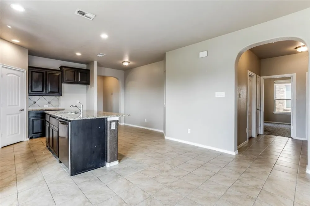 145 Hidden Creek Court Saginaw, TX 76131