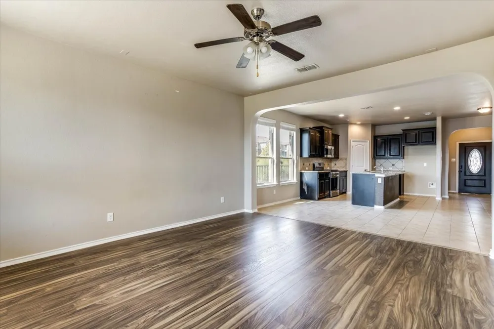 145 Hidden Creek Court Saginaw, TX 76131