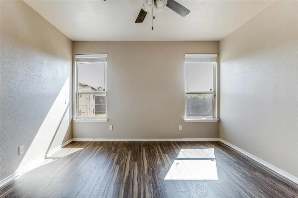 145 Hidden Creek Court Saginaw, TX 76131