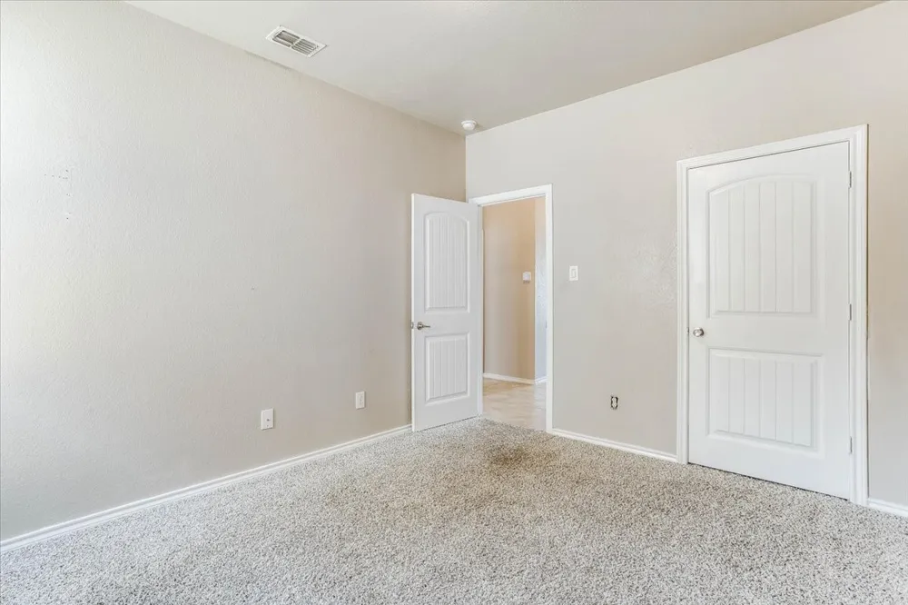 145 Hidden Creek Court Saginaw, TX 76131