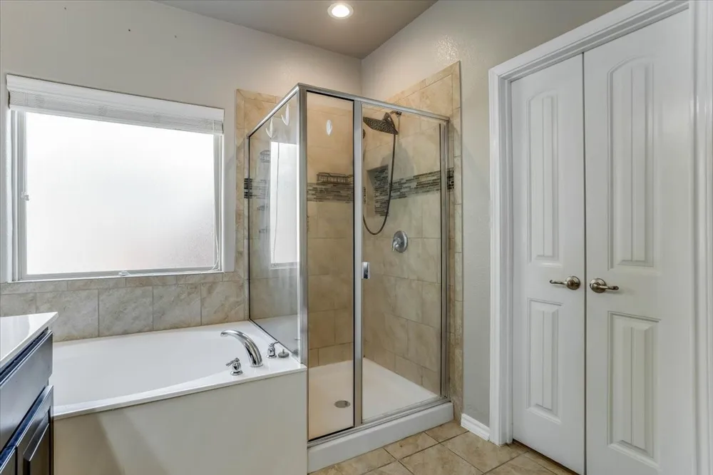 145 Hidden Creek Court Saginaw, TX 76131