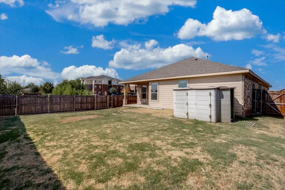 145 Hidden Creek Court Saginaw, TX 76131