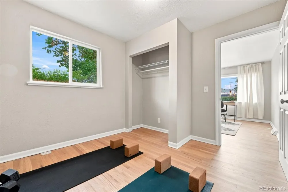 3031 W 20th Avenue Denver, CO 80211