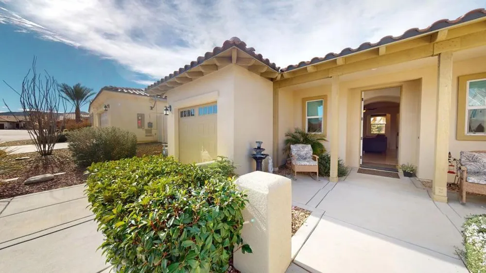 7379 Via Real Lane Yucca Valley, CA 92284