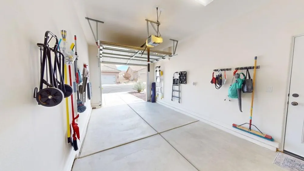 7379 Via Real Lane Yucca Valley, CA 92284
