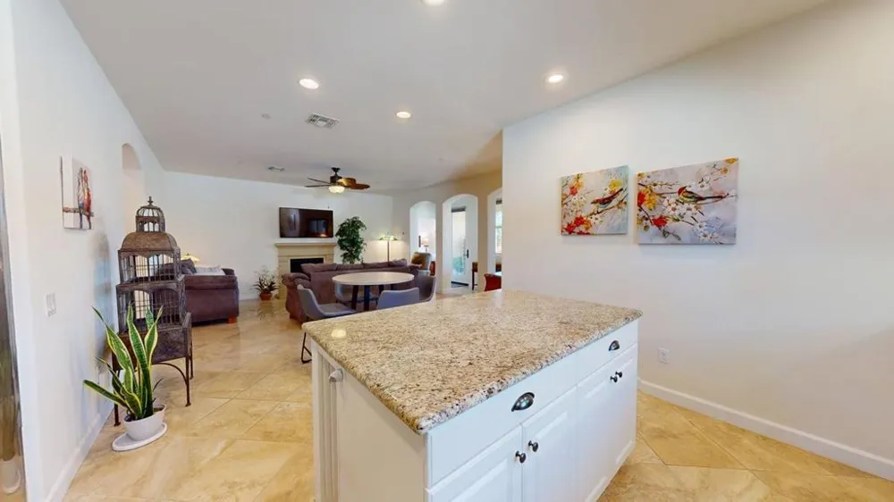 7379 Via Real Lane Yucca Valley, CA 92284