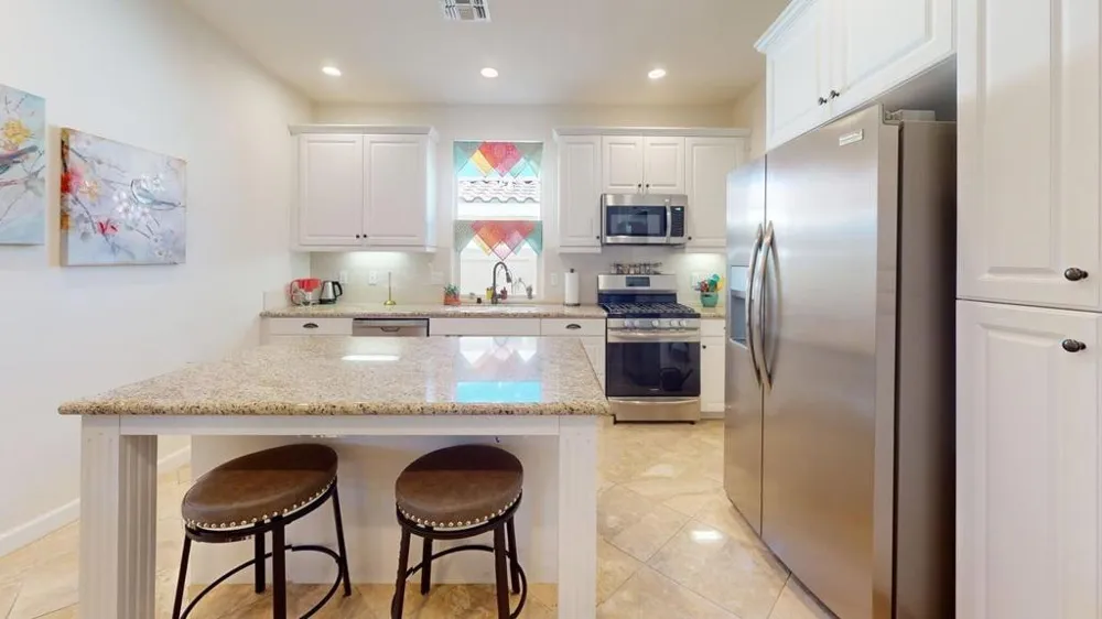 7379 Via Real Lane Yucca Valley, CA 92284