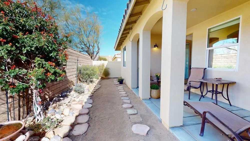 7379 Via Real Lane Yucca Valley, CA 92284