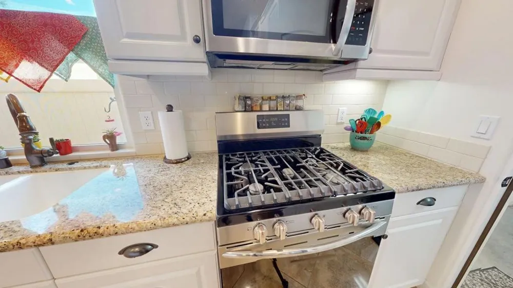 7379 Via Real Lane Yucca Valley, CA 92284