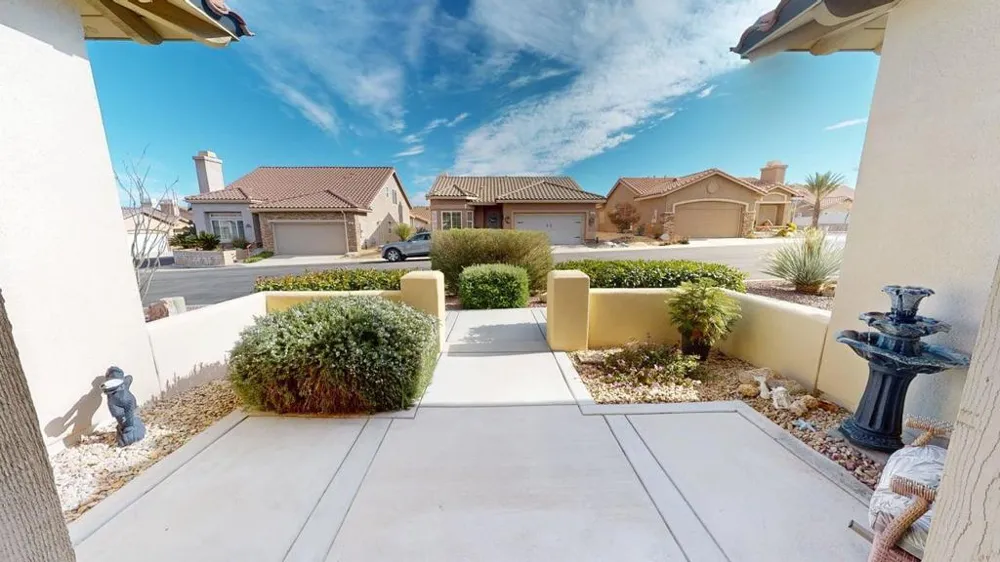 7379 Via Real Lane Yucca Valley, CA 92284