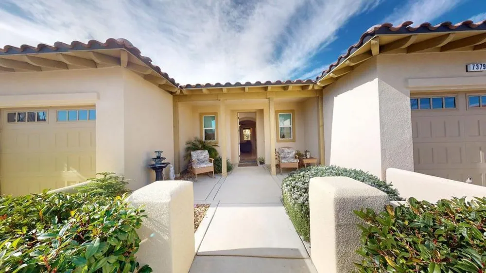 7379 Via Real Lane Yucca Valley, CA 92284