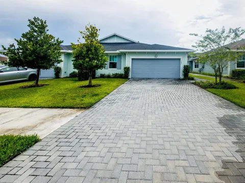 1381 Haywagon Trail