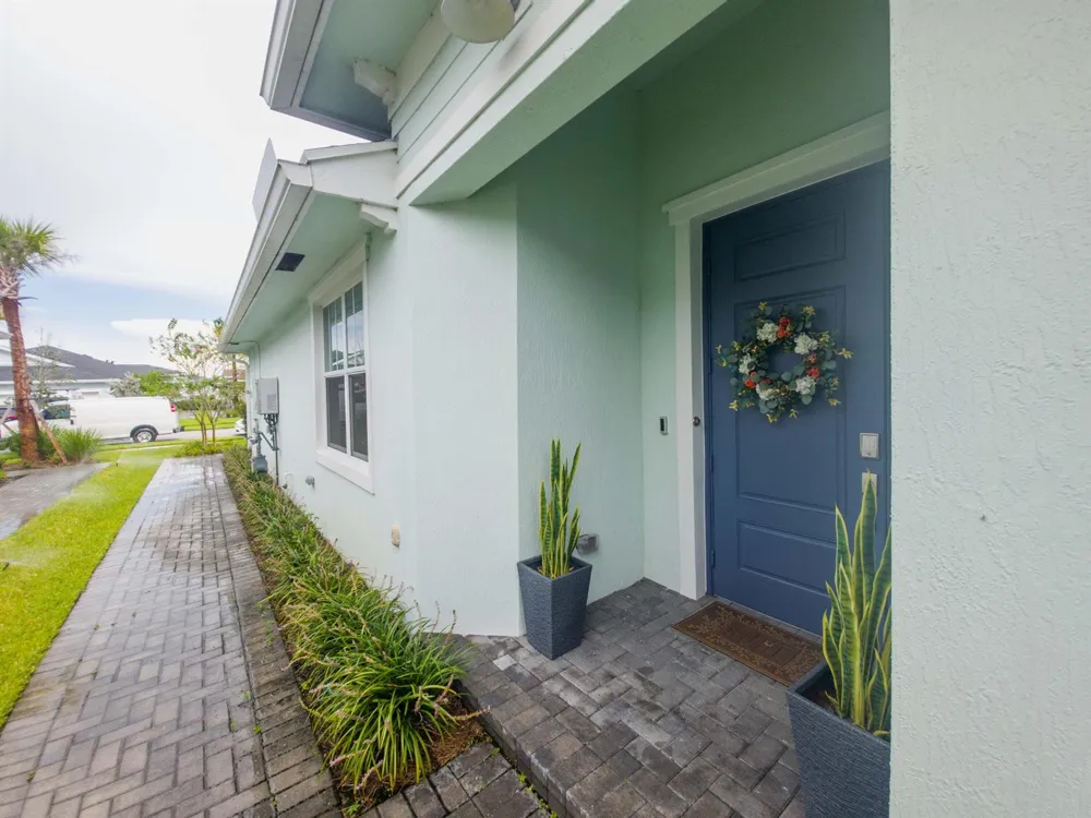 1381 Haywagon Trail 